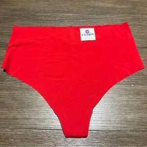 b.tempt’d by WACOAL Hi Waist Thong Panties Red Size Large NWT